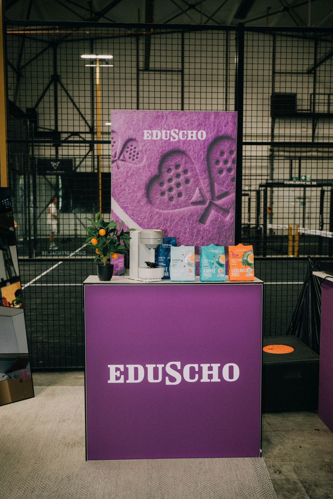 Eduscho coffee corner next to the indoor court in Cologne
