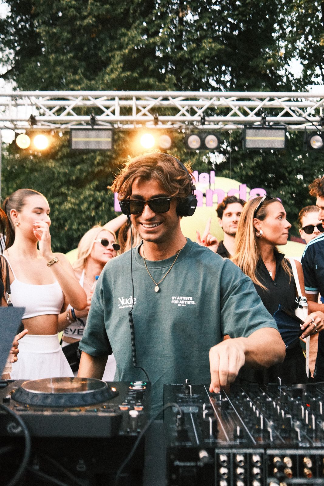 DJ and crowd at Padel Parranda Munich